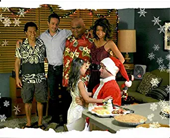 Hawaii Five-0 Cast Group Shot Warm and Lovely 8 x 10 Inch Photo LTD6