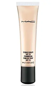 MAC Studio Sculpt SPF 15 Foundation NW25